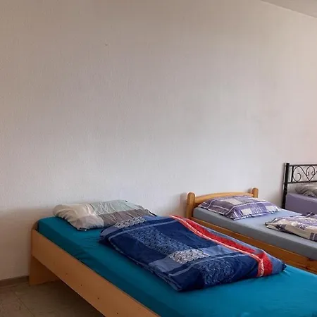 3-zimmer Fuer Monteure In Muehlenberg * هانوفر